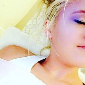 Meet your Posher, Lilly